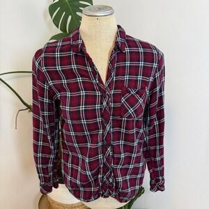 Rails Plaid Button Down Women Medium Burgundy Navy Blue Flannel Rayon Shirt